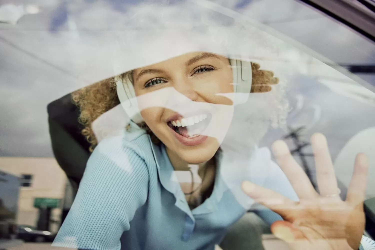 Bose QuietComfort 45 Wireless Bluetooth Noise Cancelling Headphones, Over-Ear Headphones with Microphone, Personalized Noise Cancellation and Sound, Triple Black