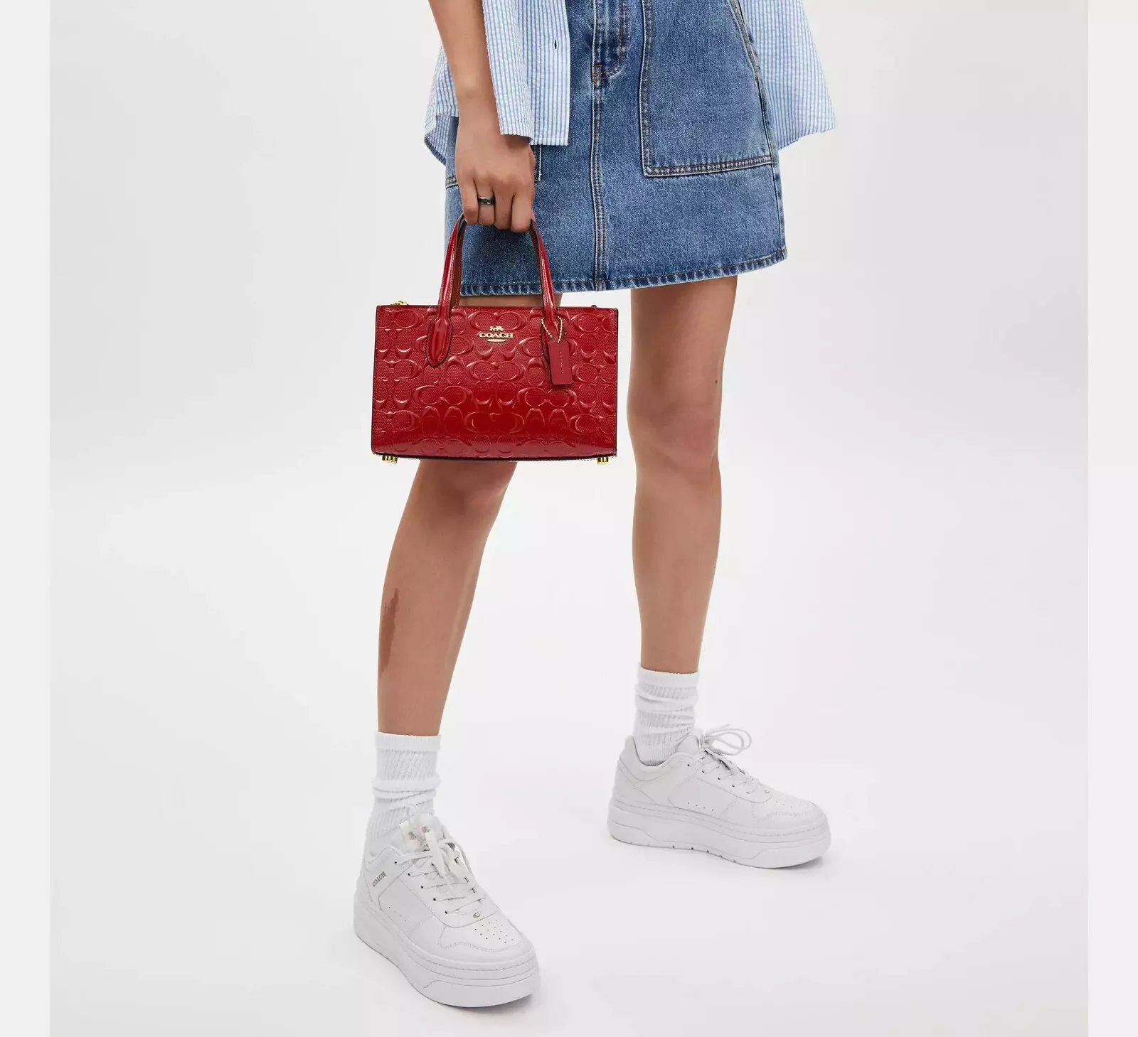 Coach Nina Small Tote Bag In Signature Leather CV400