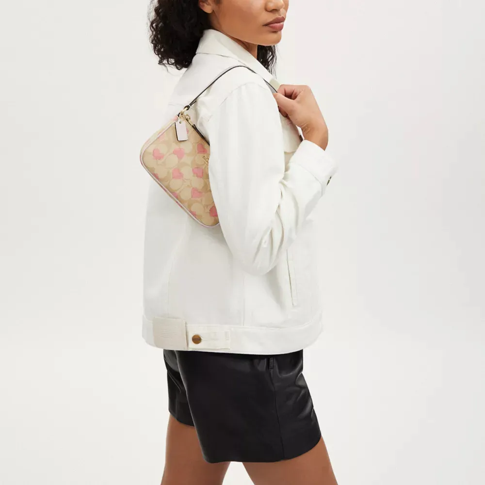 Nolita 19 In Signature Canvas With Heart Print