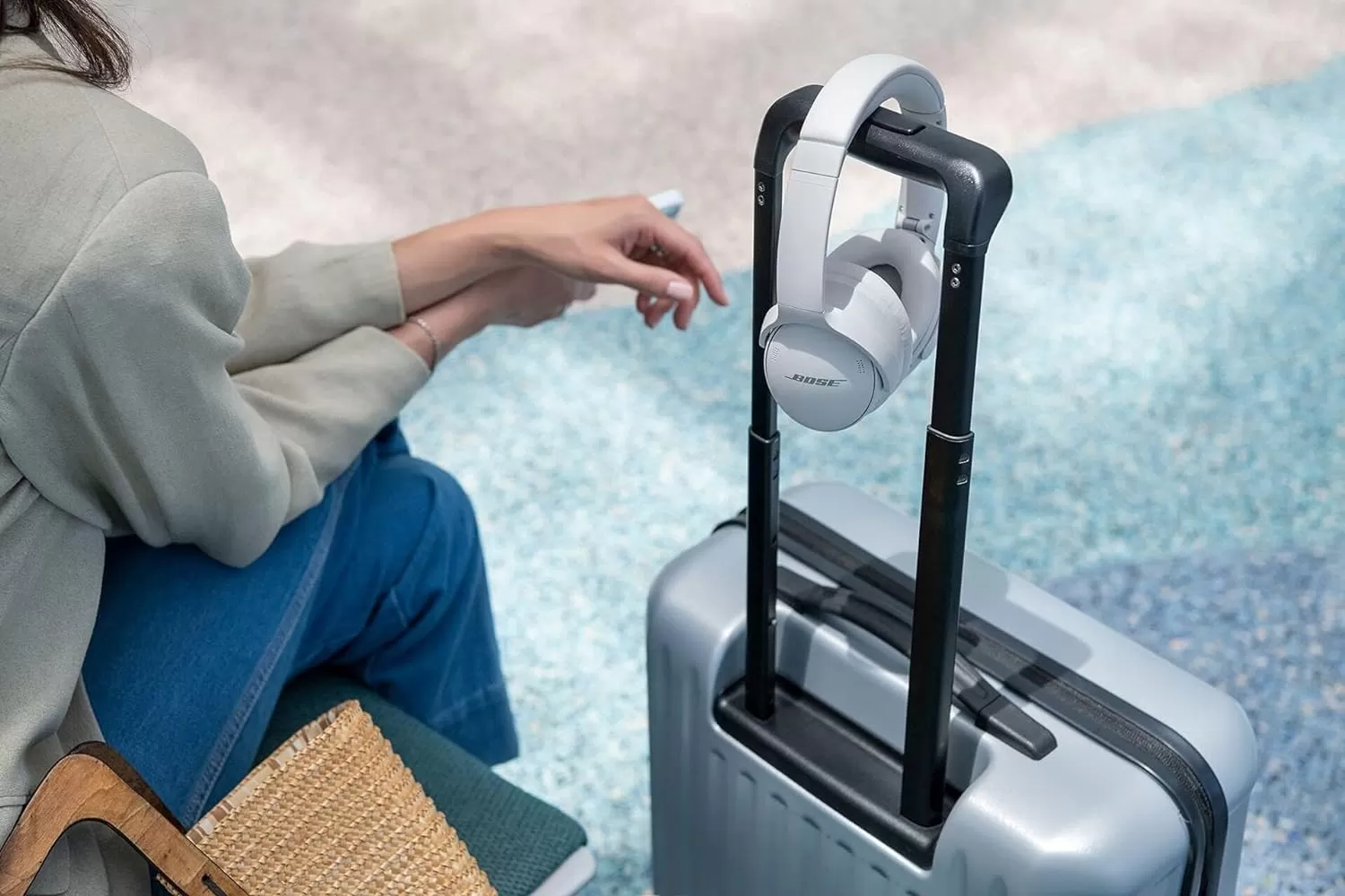 Bose QuietComfort 45 Wireless Bluetooth Noise Cancelling Headphones, Over-Ear Headphones with Microphone, Personalized Noise Cancellation and Sound, Triple Black