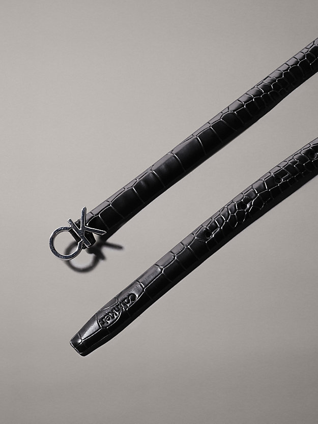 Croc Effect Skinny Belt