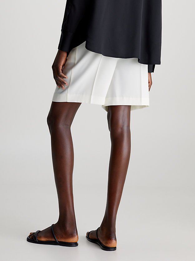 Relaxed Twill Shorts
