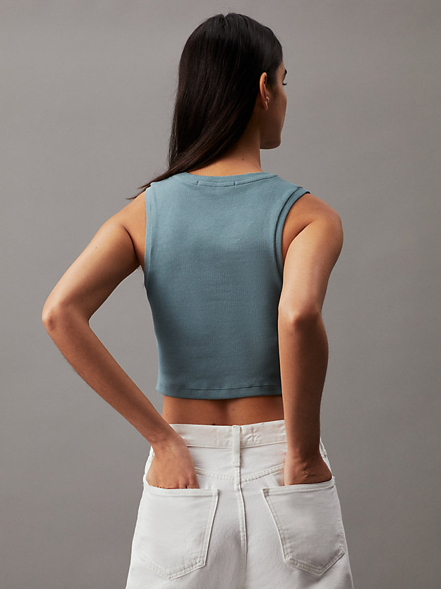 Slim Cropped Ribbed Tank Top