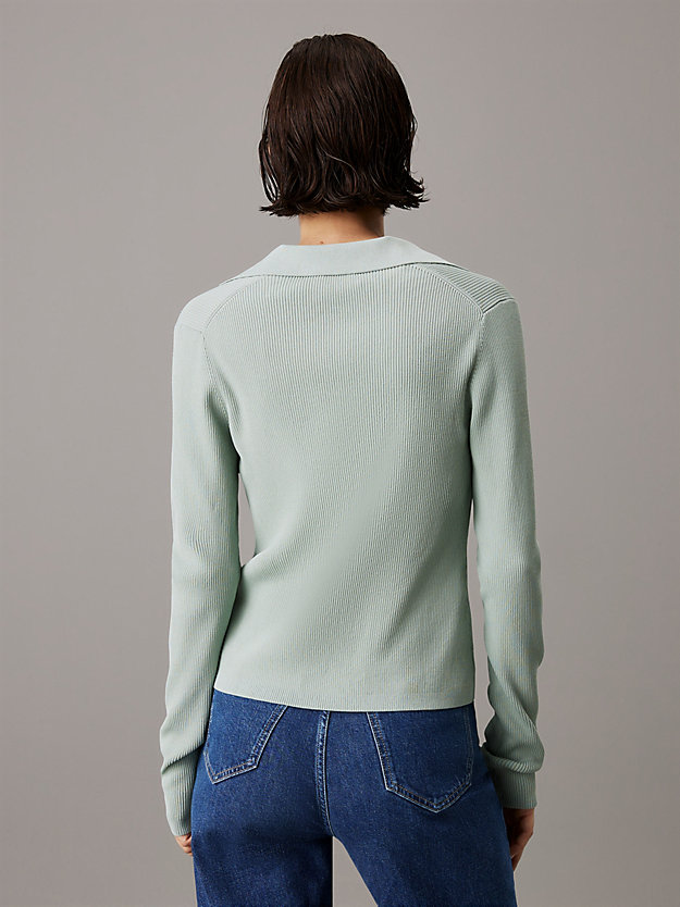 Soft Knit V-neck Jumper