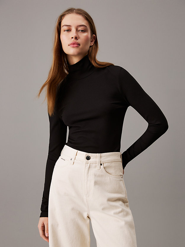 Fitted Ribbed Mock Neck Top