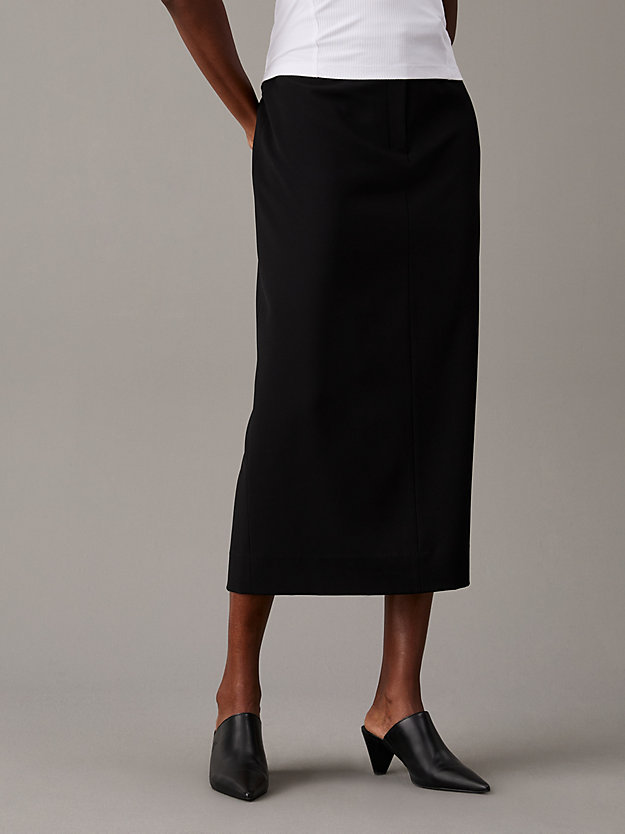 Relaxed Midi Pencil Skirt