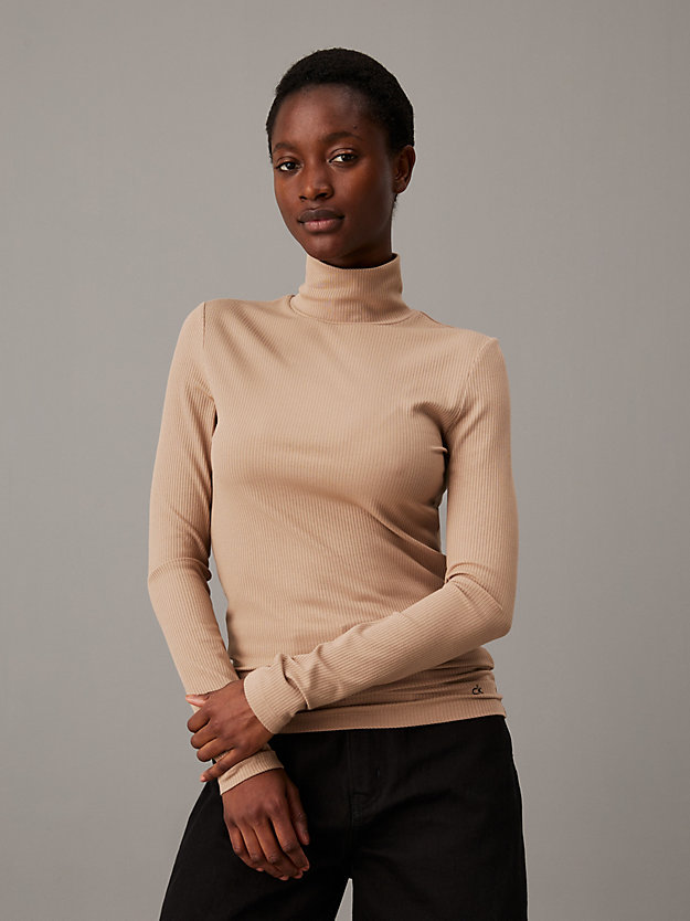 Fitted Ribbed Mock Neck Top