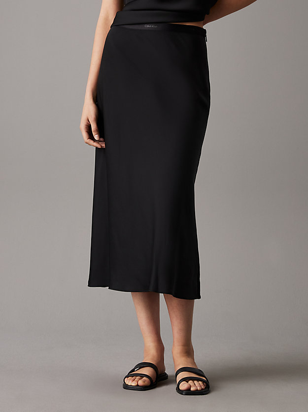 Slim Crepe Midi Skirt