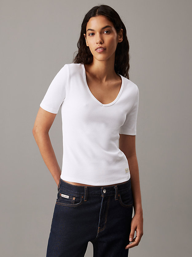 Slim Ribbed V-neck T-shirt