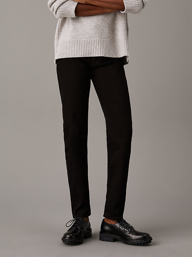 Mid Rise Slim Jeans