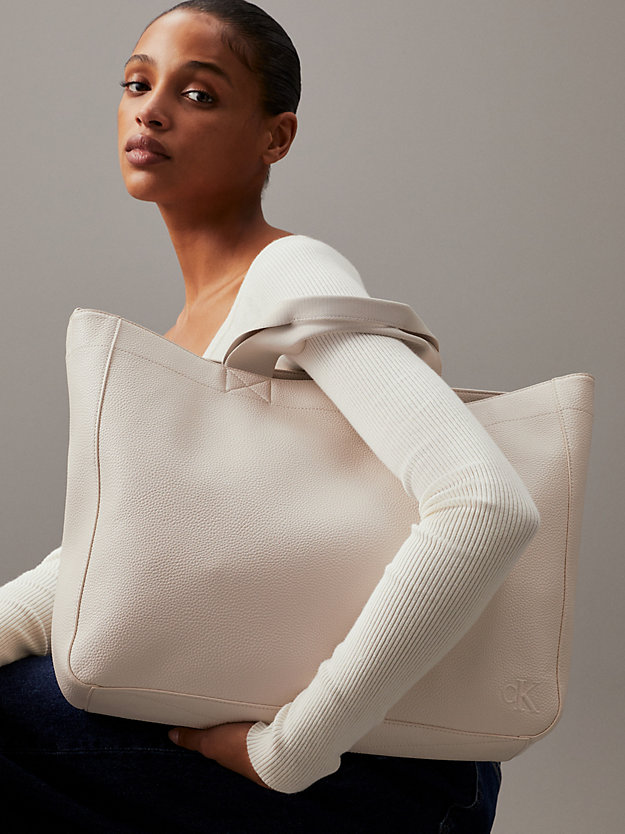 Slim Tote Bag