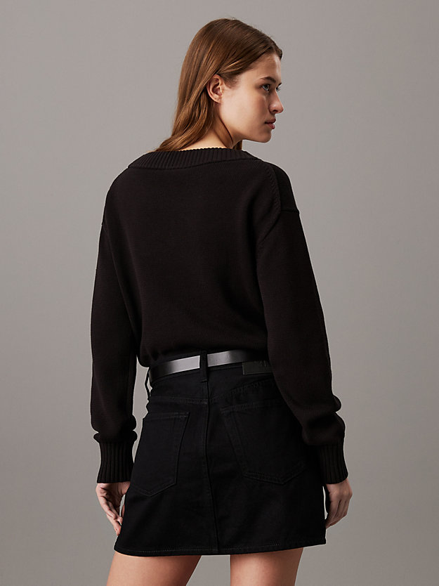 Cotton Badge V-neck Jumper