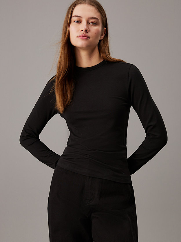 Slim Modal Top
