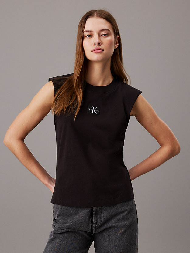 Relaxed Sleeveless T-shirt
