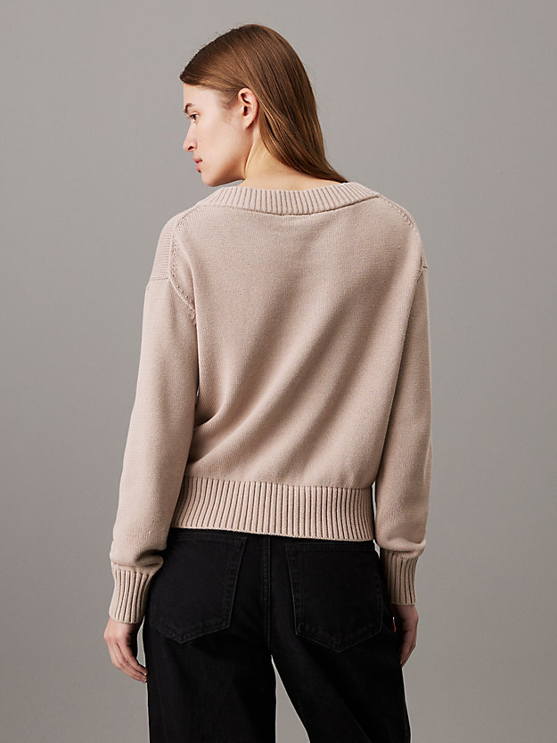 Cotton Badge V-neck Jumper