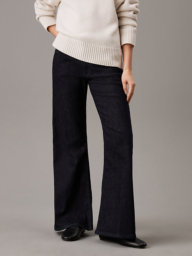 Slim Flared Jeans