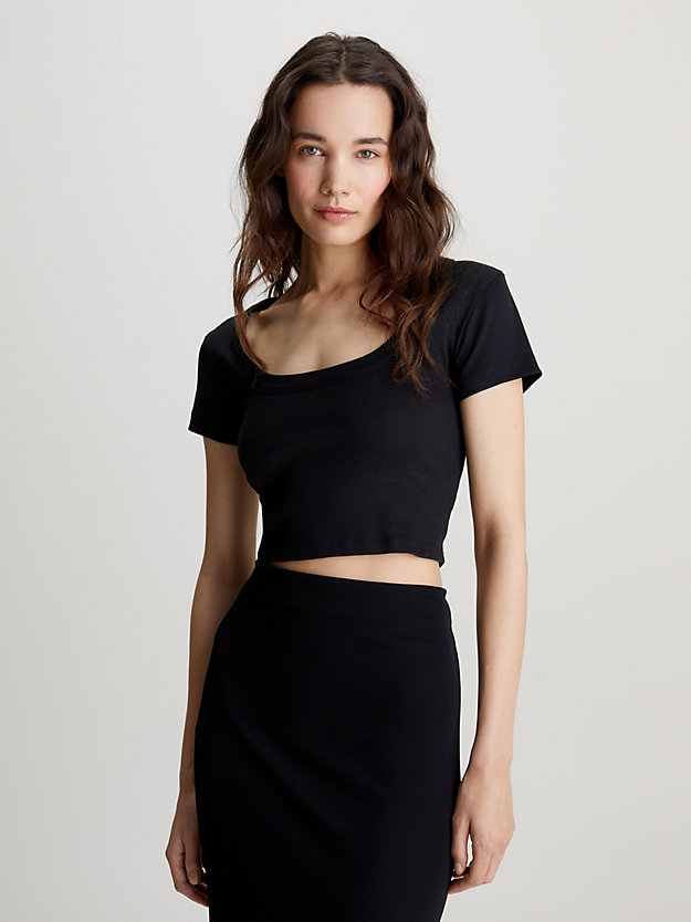 Slim Cropped Ribbed Top