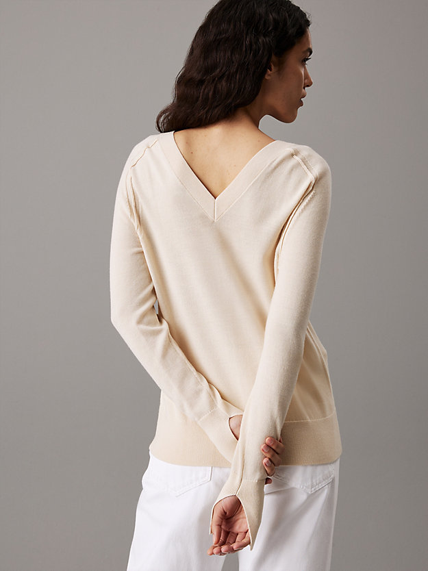 Merino Wool V-neck Jumper
