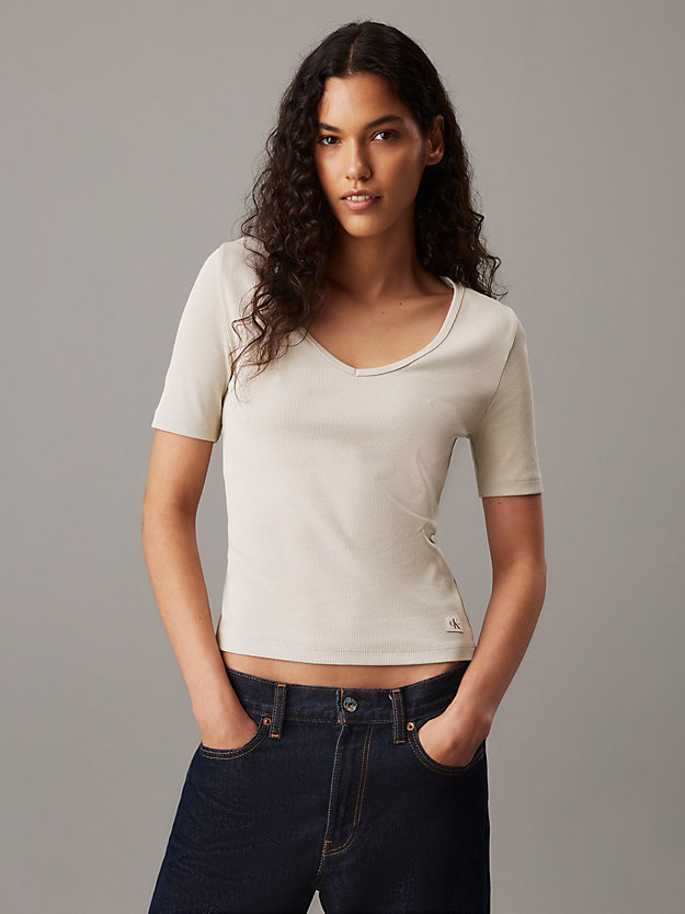 Slim Ribbed V-neck T-shirt