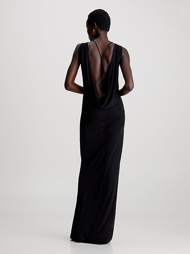 Slim Open Back Maxi Dress