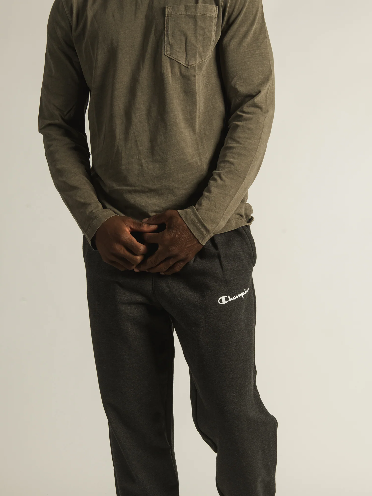 CHAMPION RELAXED SCRIPT BOTTOM