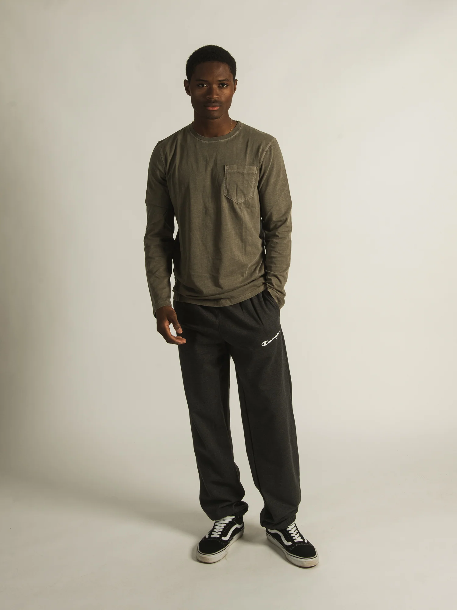 CHAMPION RELAXED SCRIPT BOTTOM