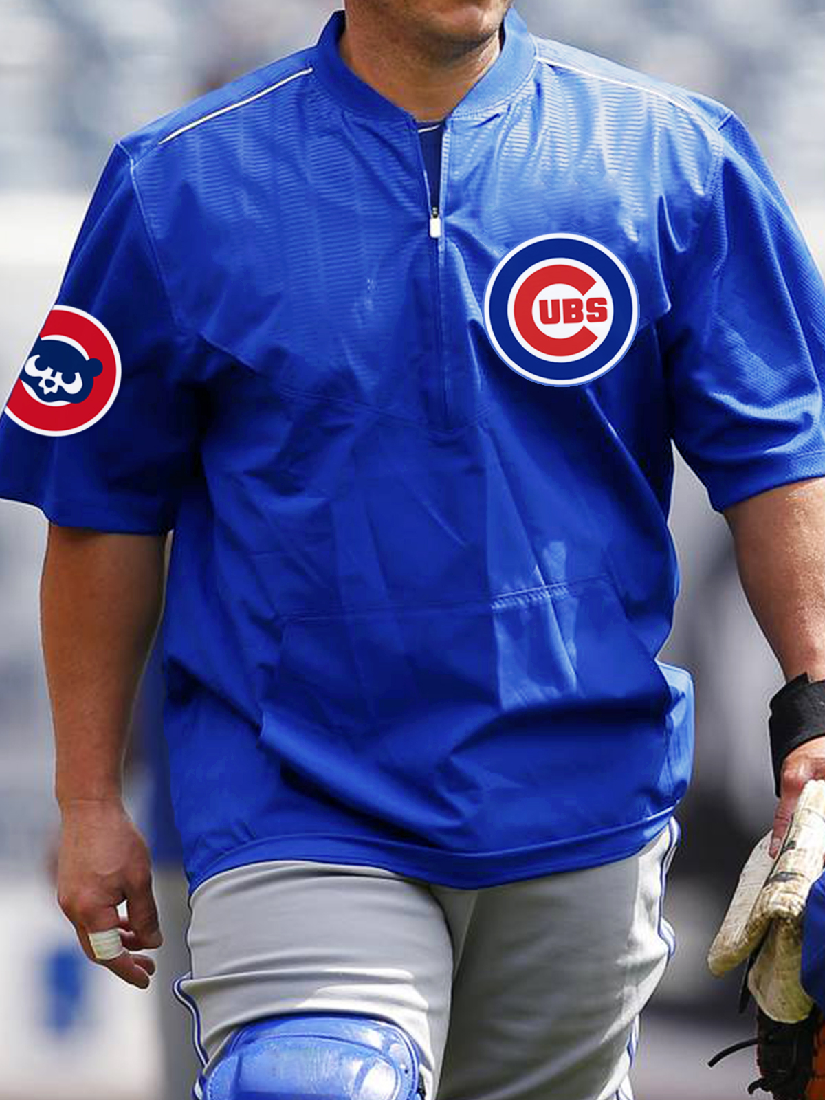 Chicago Cubs Short Sleeve Zip Sweatshirt