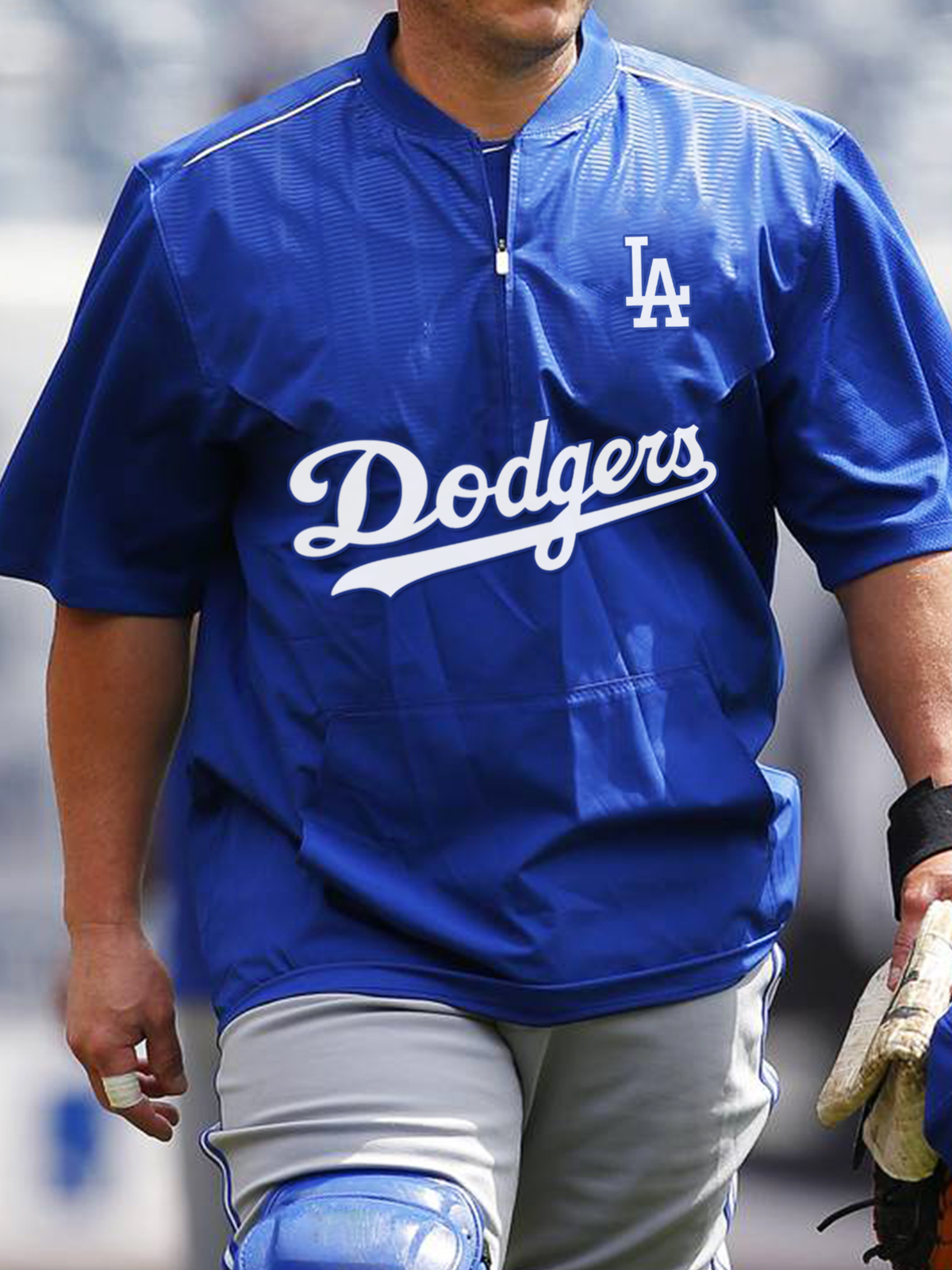 Los Angeles Dodgers Short Sleeve Zip Sweatshirt