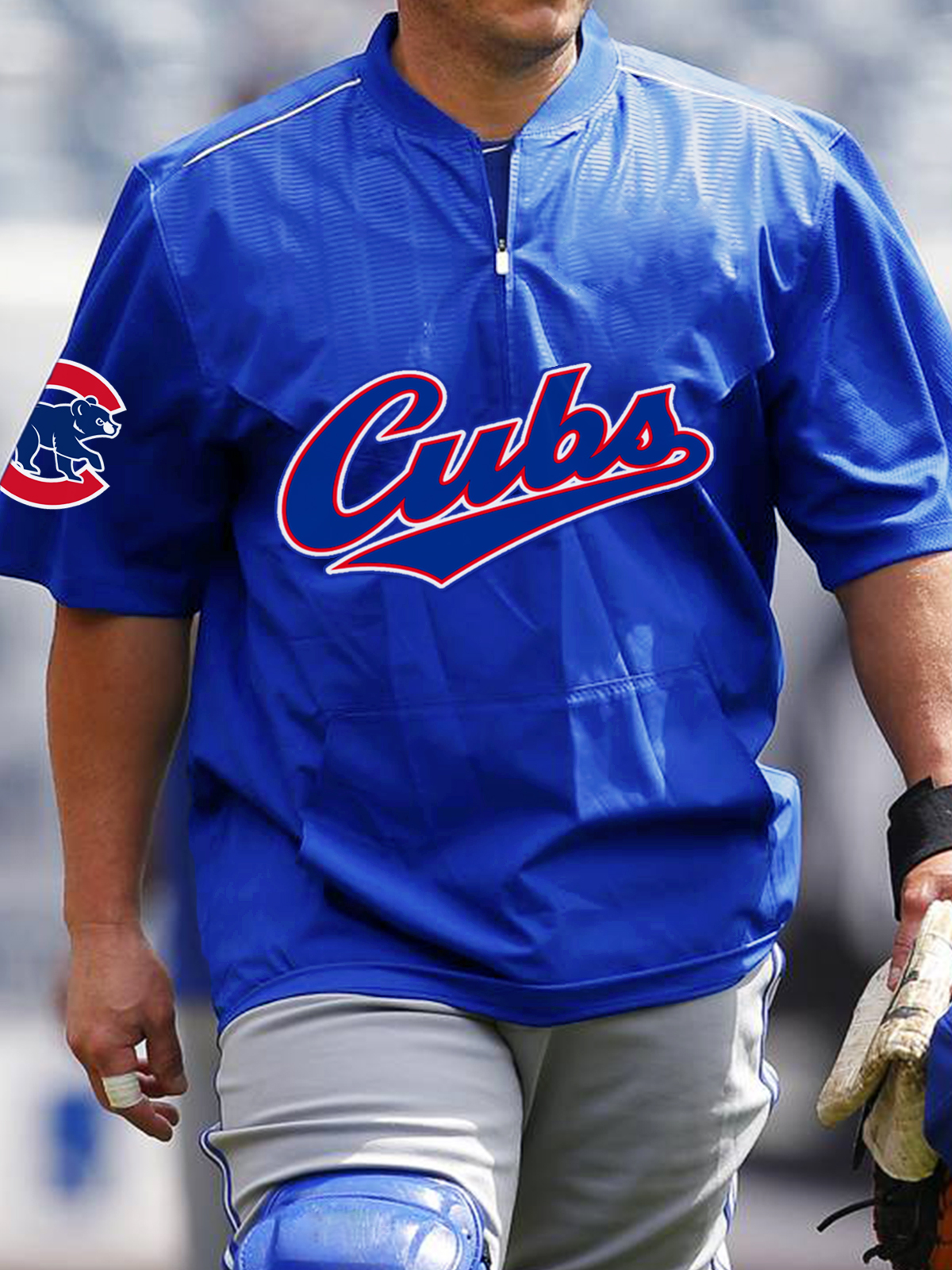 Chicago Cubs Short Sleeve Zip Sweatshirt