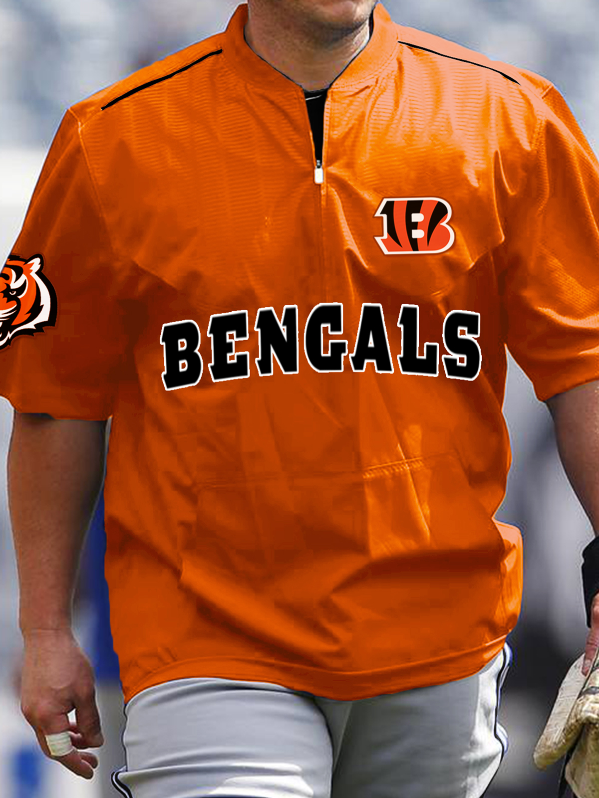 Cincinnati Bengals Short Sleeve Zip Sweatshirt