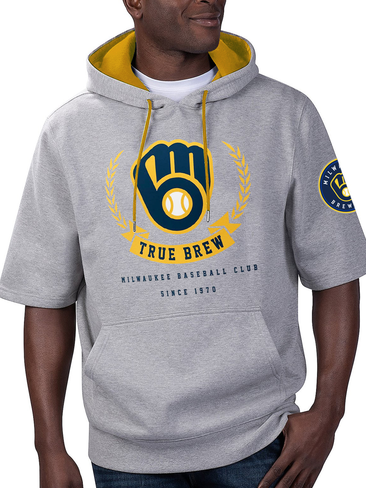 Milwaukee Brewers Short Sleeve Hooded Sweatshirt