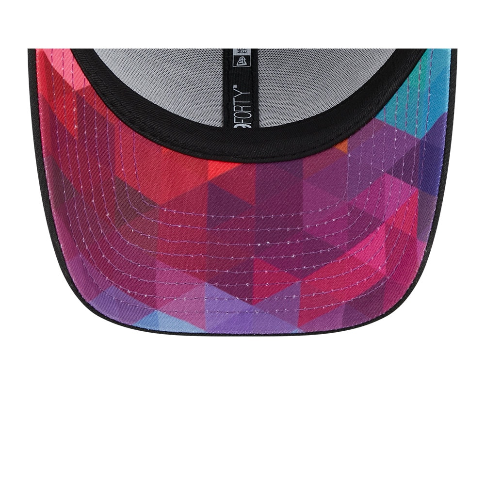 Miami Dolphins Men's   Black 2023  Crucial Catch 9FORTY Adjustable Hat