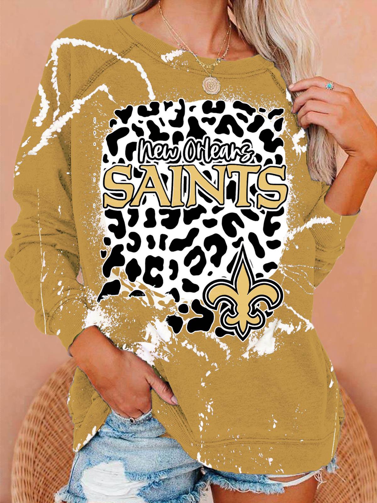 New Orleans Saints Vintage Print Crew Neck Pullover Sweatshirt