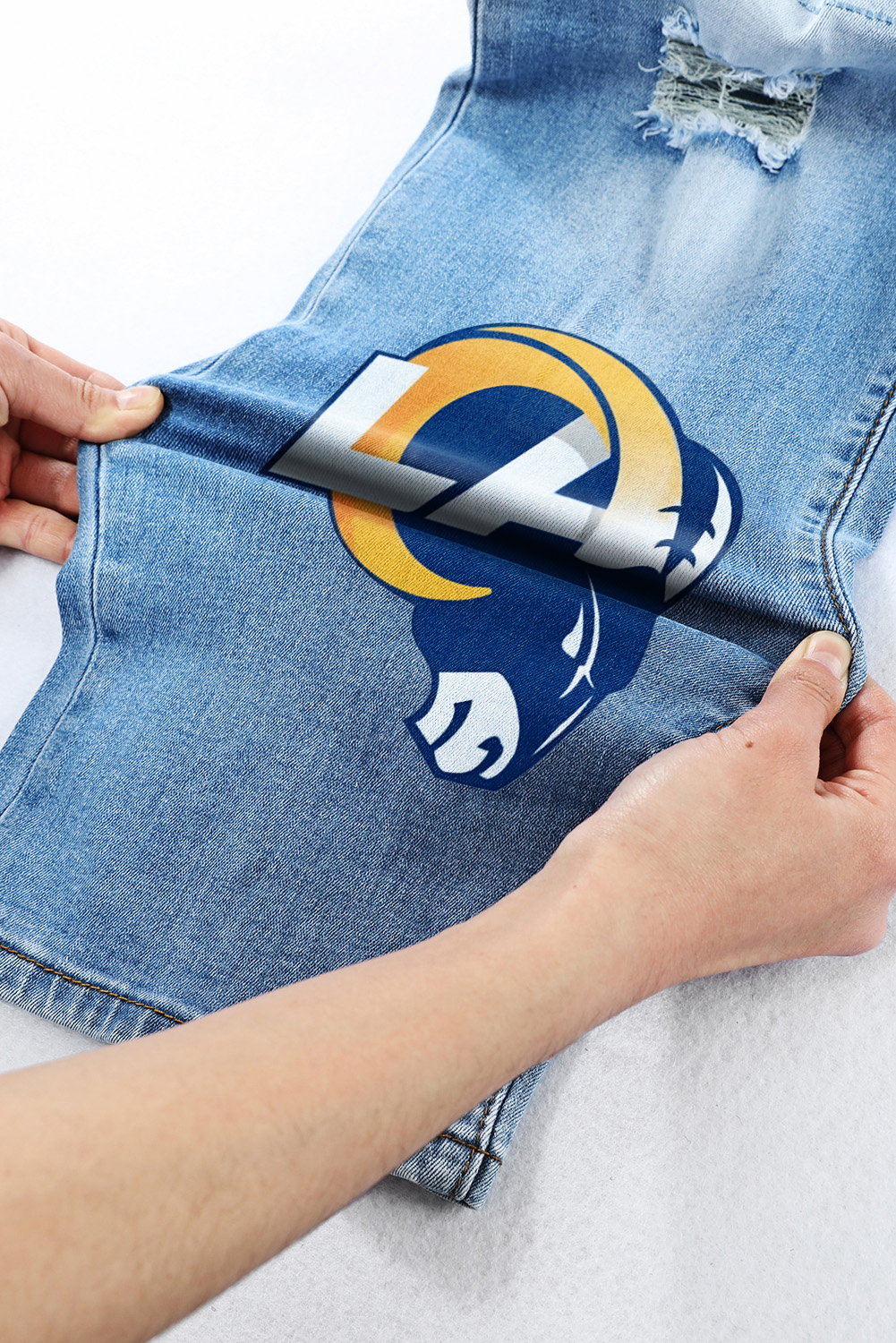 STRETCH RIPPED FRAYED RAW HEM DISTRESSED DENIM JEANS WITH HOLE