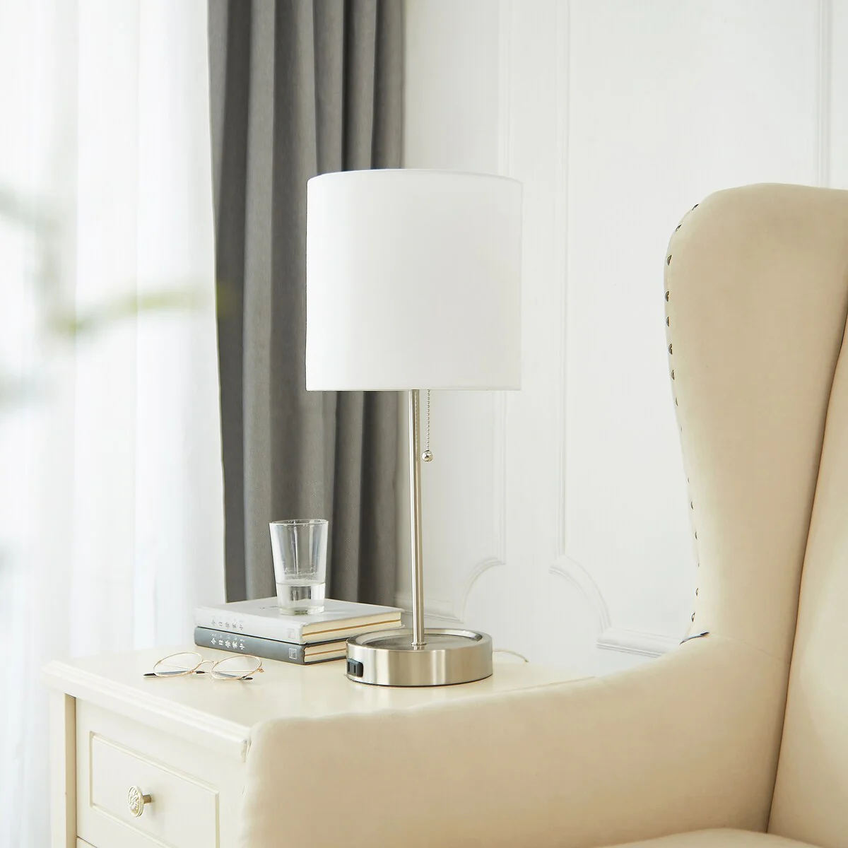 College Caravan Stick Lamp with Metallic Catch-all Base