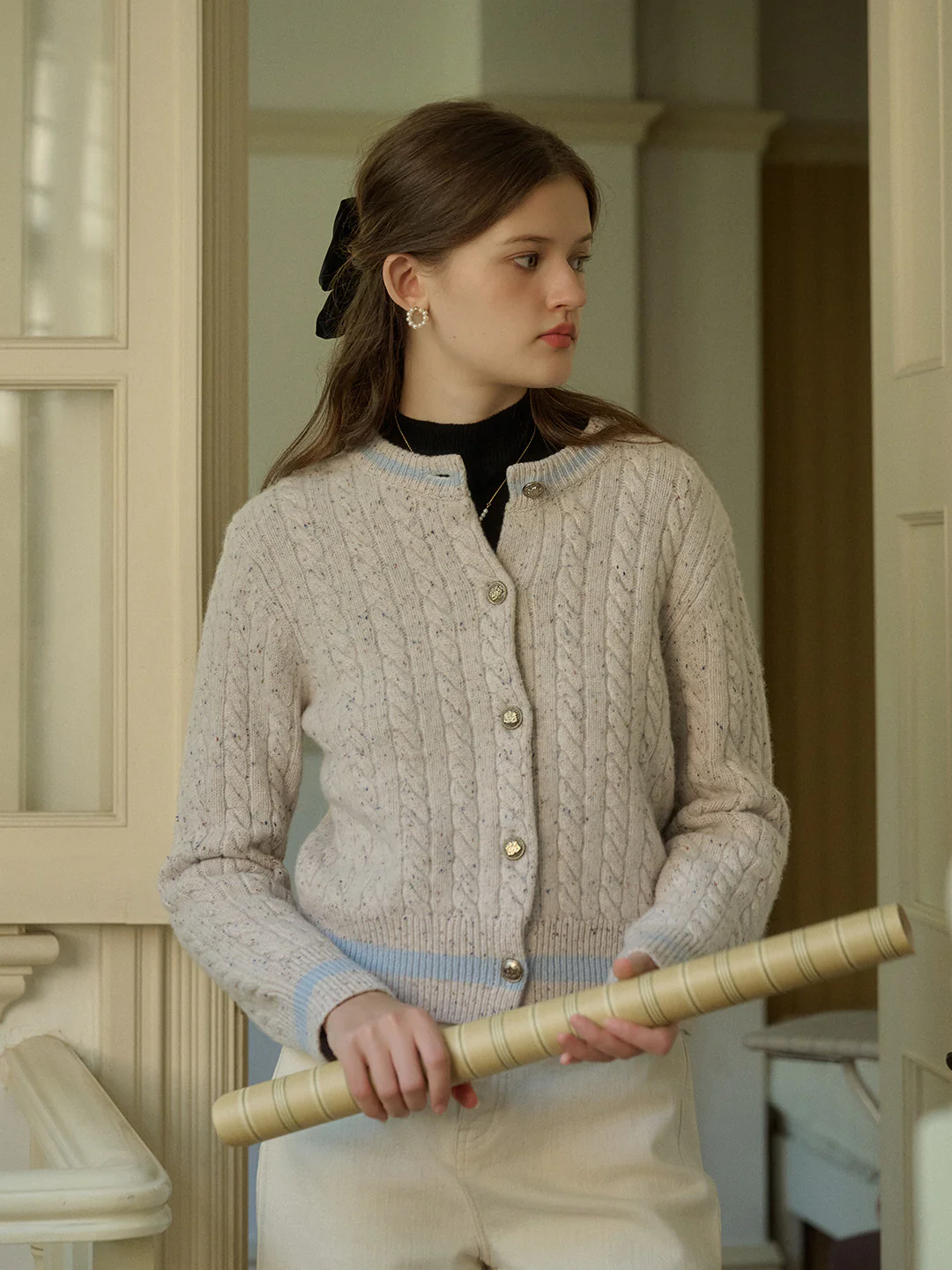 Logo Embroidery Crew Neck Contrast Striped 100% Wool Cardigan