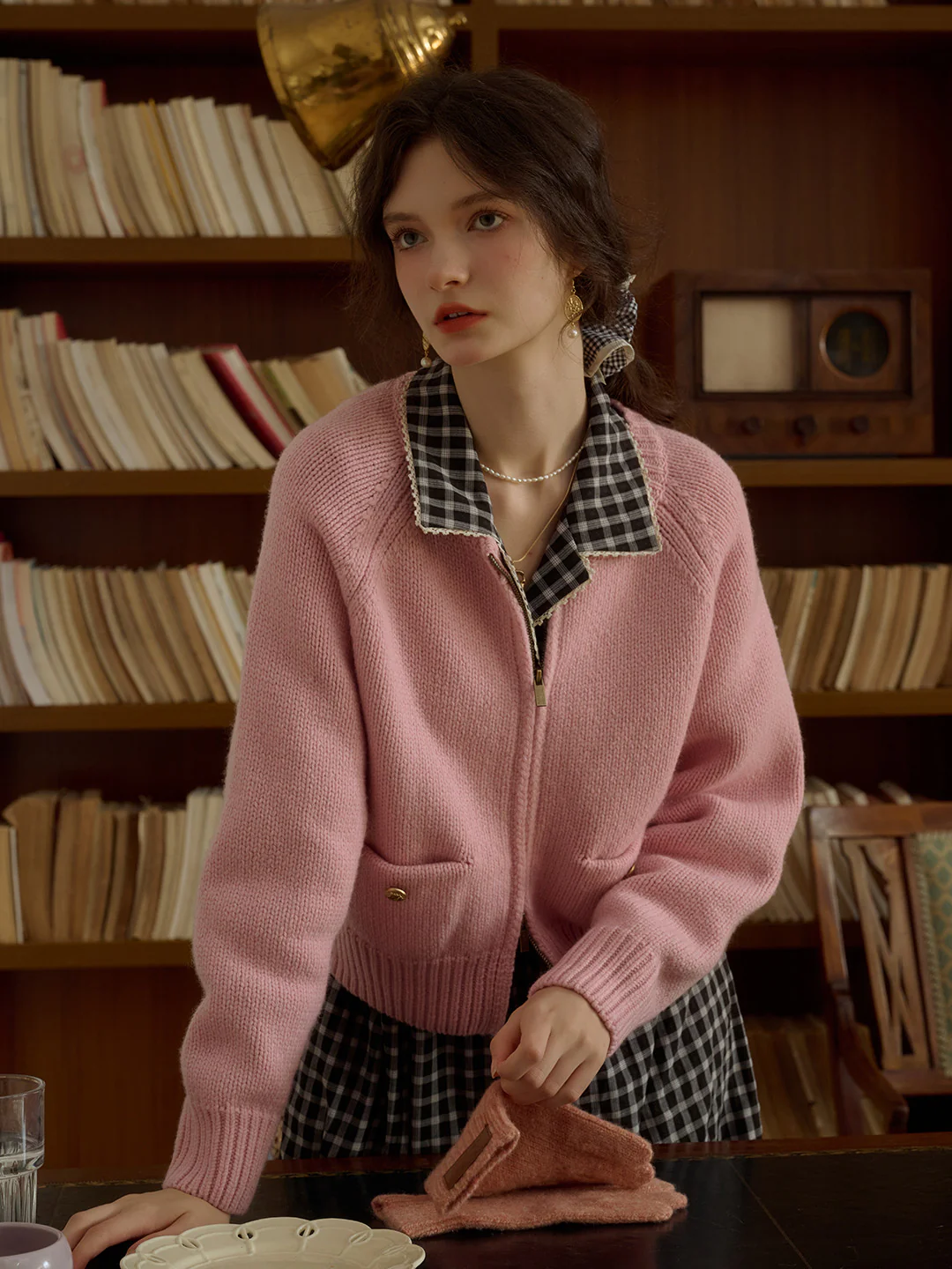 Classic Ribbed Crew Neck Pocket 100% Wool Cardigan-Pink