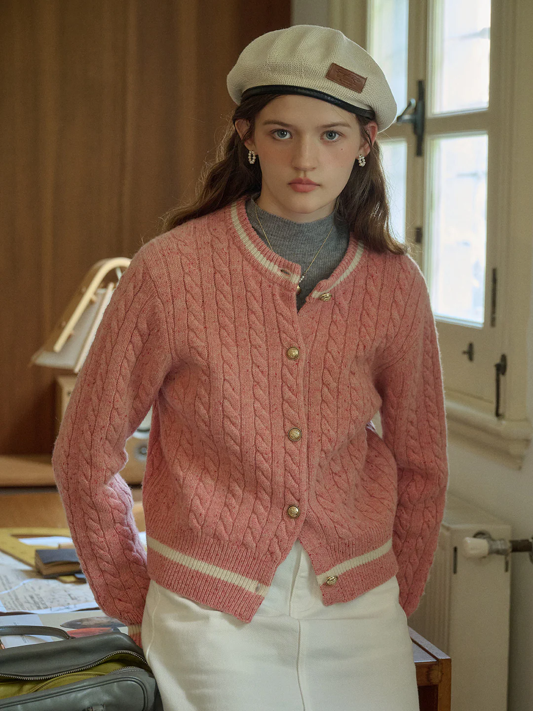 Logo Embroidery Crew Neck Contrast Striped 100% Wool Cardigan