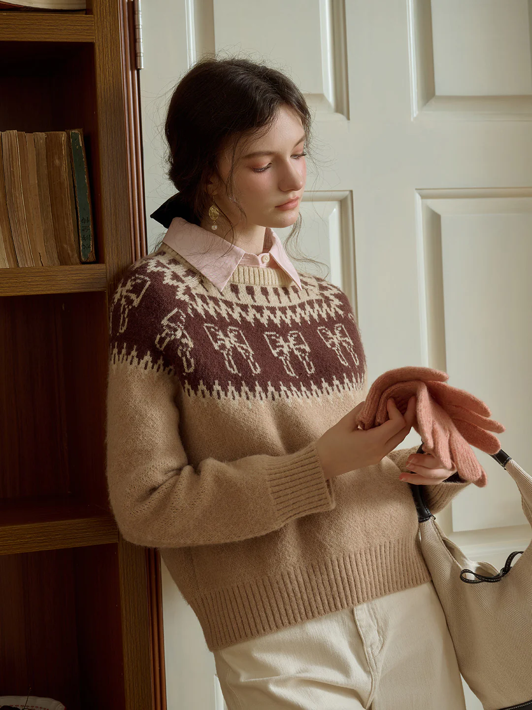 Sweet Bow Jacquard Classic Crew Neck Fair Isle Sweater