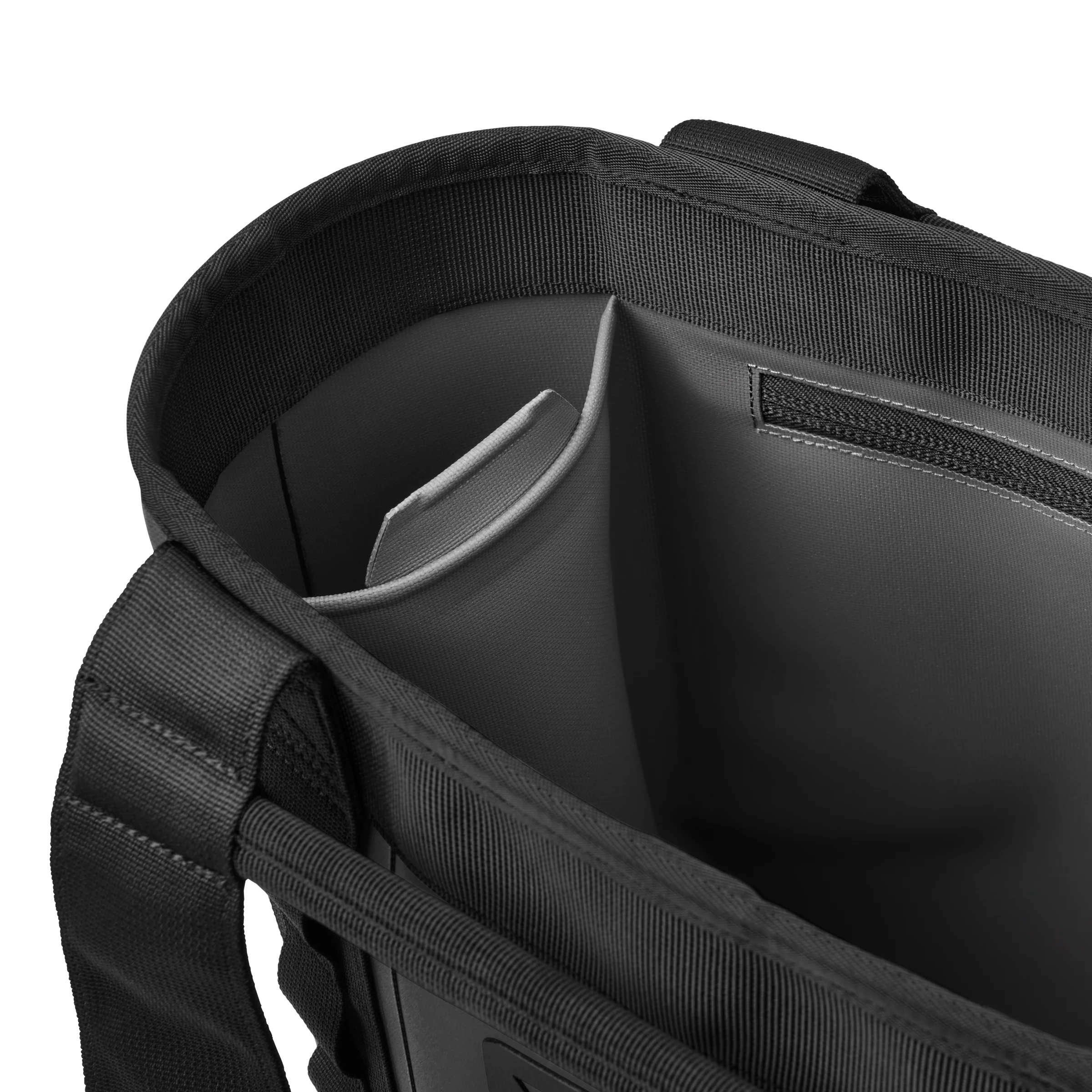 Camino® 20 Carryall Tote Bag