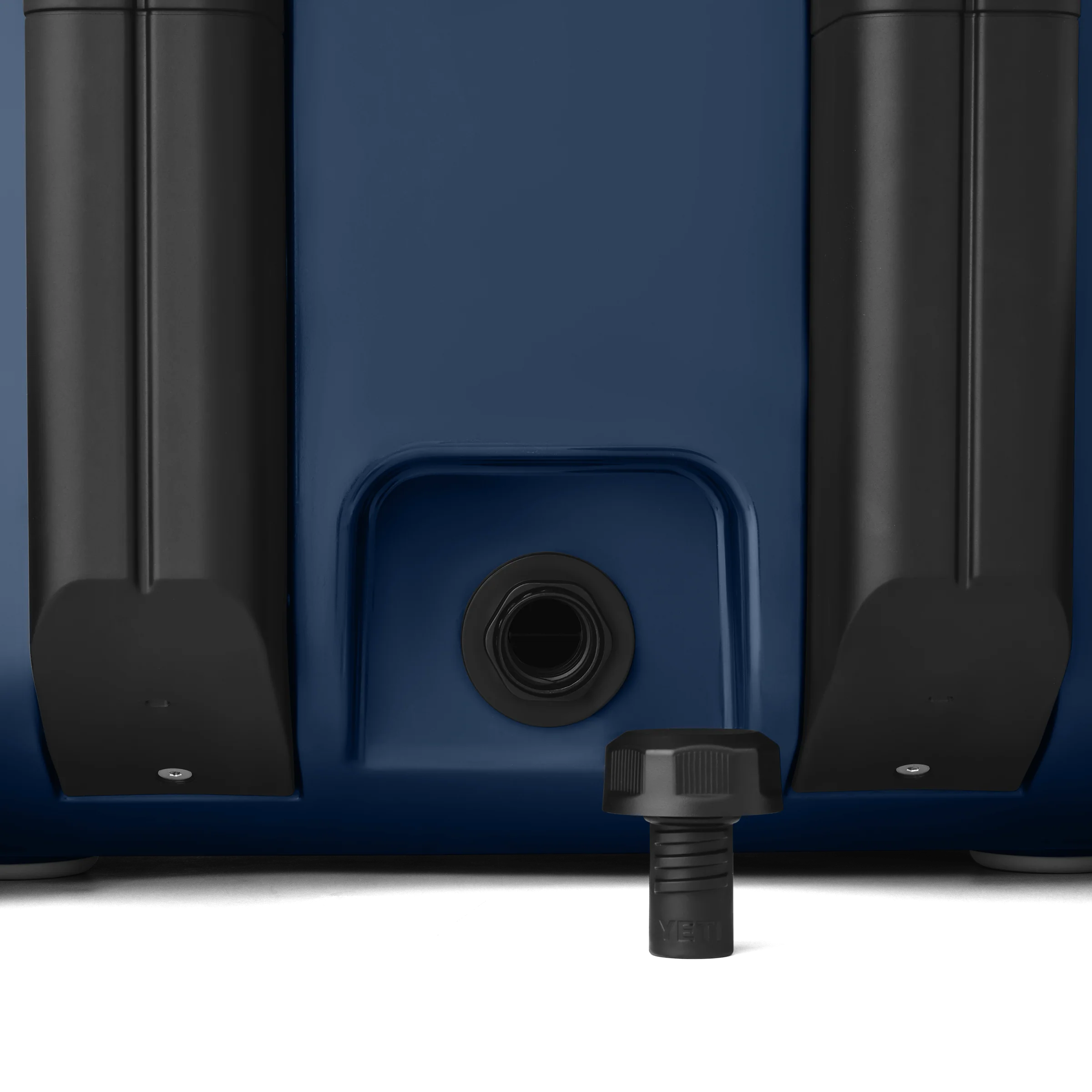 Roadie® 32 Wheeled Cool Box