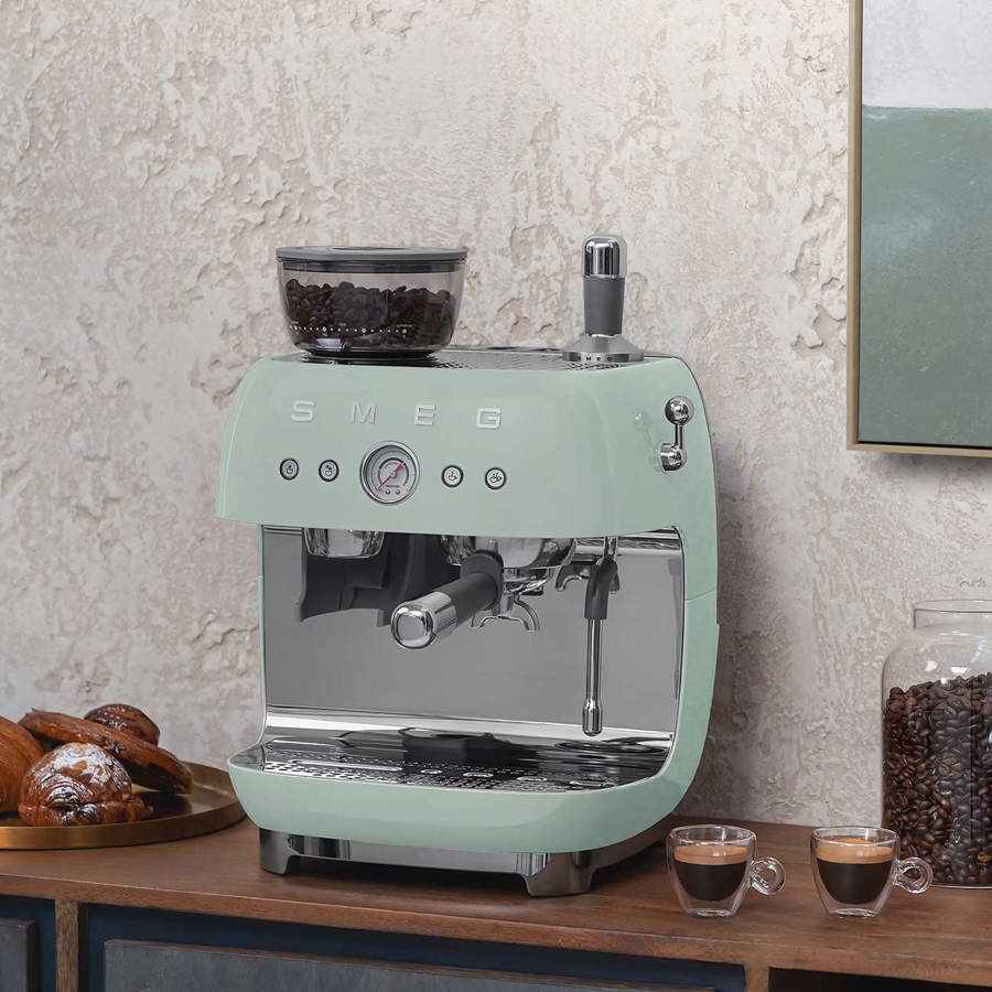 EGF03PGUK Espresso Coffee Machine with Grinder in Pastel Green