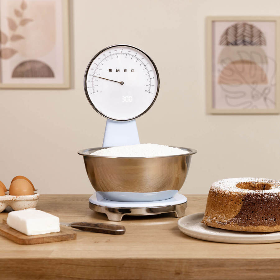 KSF01PBWW Retro Kitchen Scales in Pastel Blue