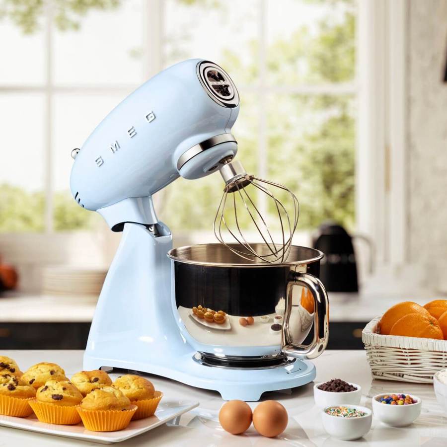 SMF03PBUK Stand Mixer in Pastel Blue