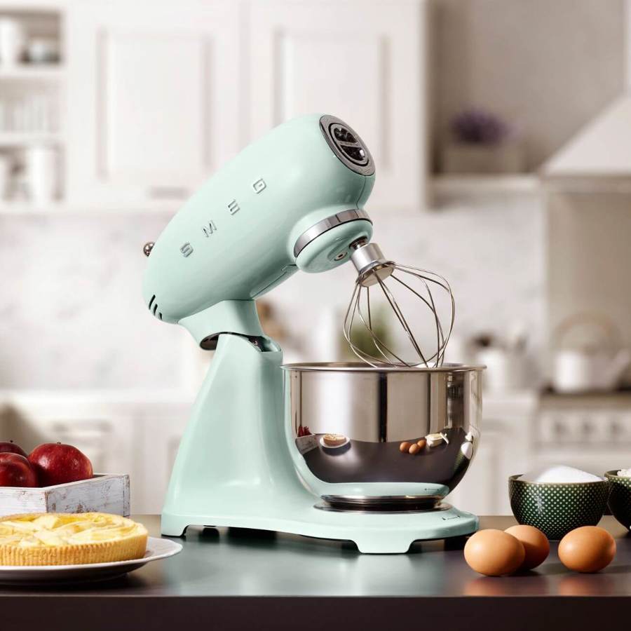 SMF03PGUK Stand Mixer in Pastel Green