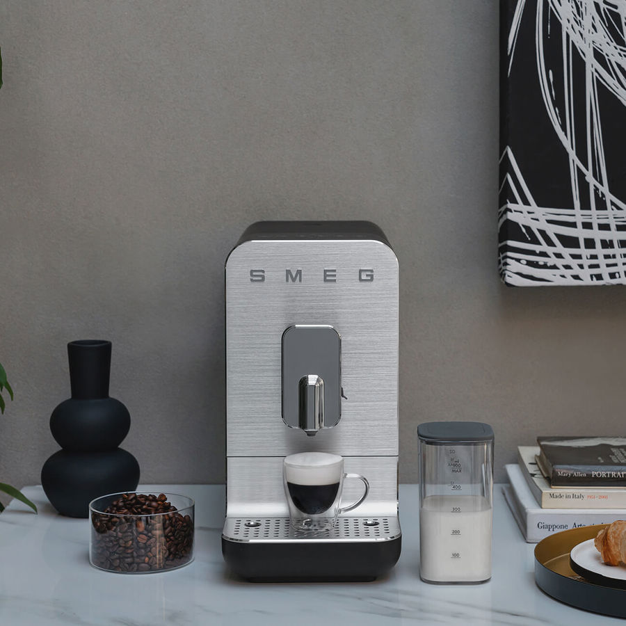 Matte Black Bean to Cup Coffee Machine with Automatic Milk Frother