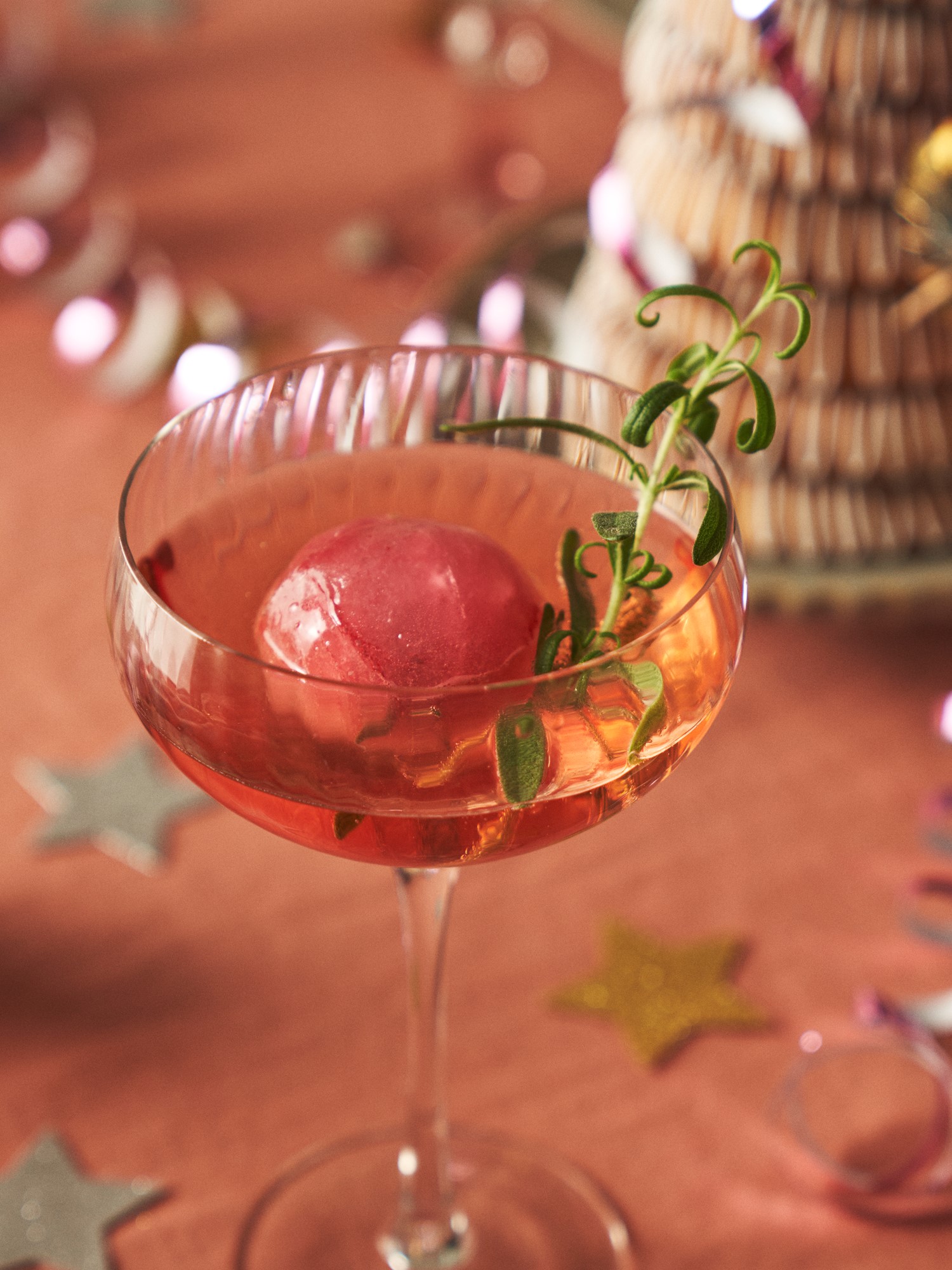 Round ice cube moulds Silicone/polypropylene. 5 cm. 4 pcs.