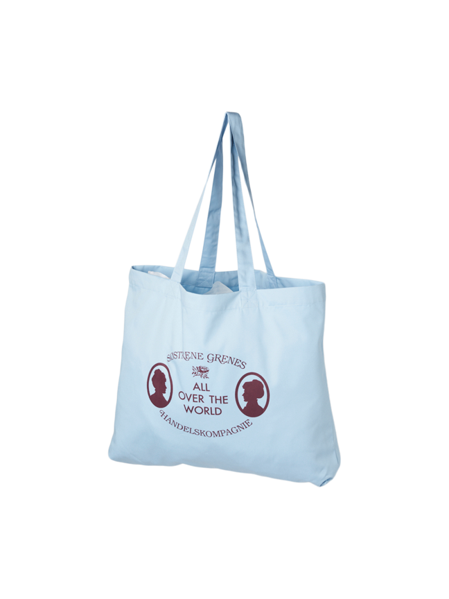 Plan International tote bag By purchasing this tote bag, you donate £0.56 / €0.67 to Plan International.