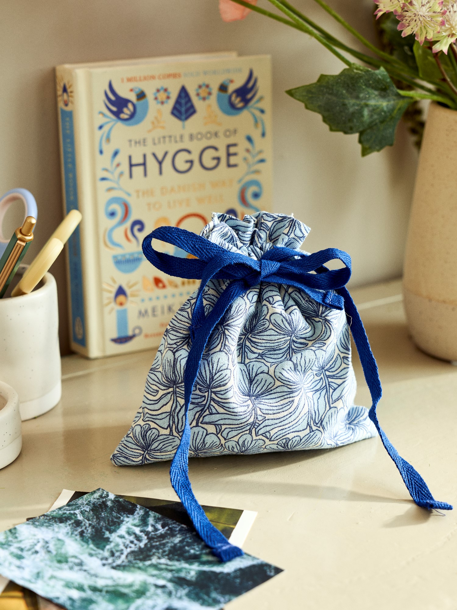 Fabric gift bag Cotton. 15 x 18 cm.