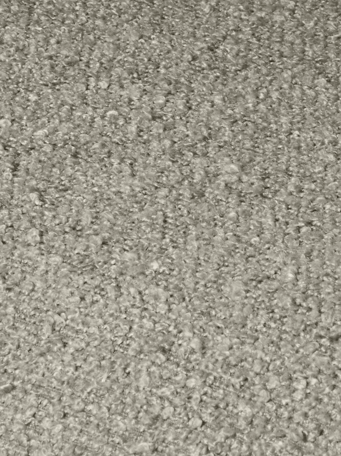 Chair with bouclé fabric 81 x 56.5 x 54 cm.